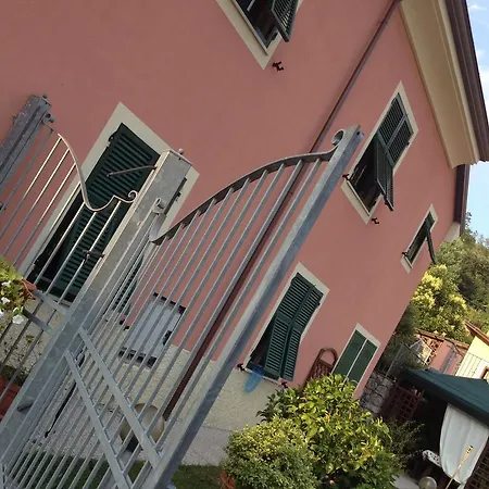 Il Ghiretto Apartmán Riccò del Golfo di Spezia